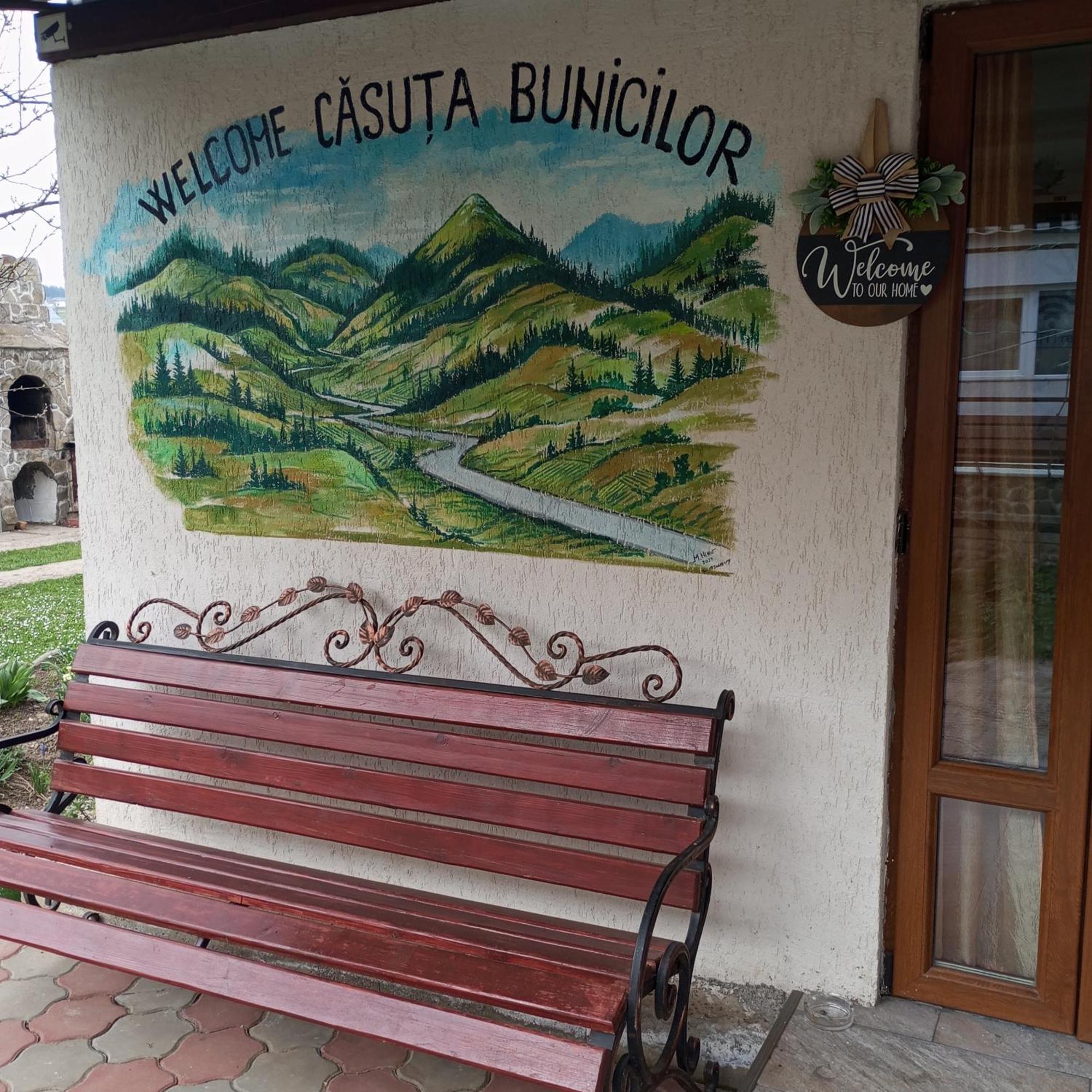 Casuta Bunicilor Villa Dorna Cindrenilor Exterior photo
